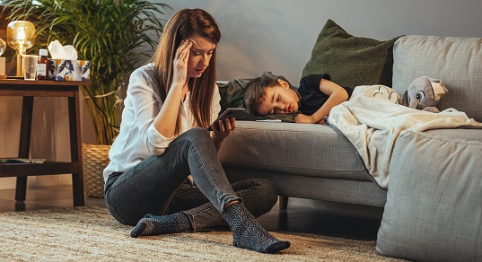 Когда при холодных конечностях и температуре нужно вызывать скорую помощь