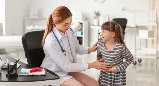 Консультация педиатра при боли в животе